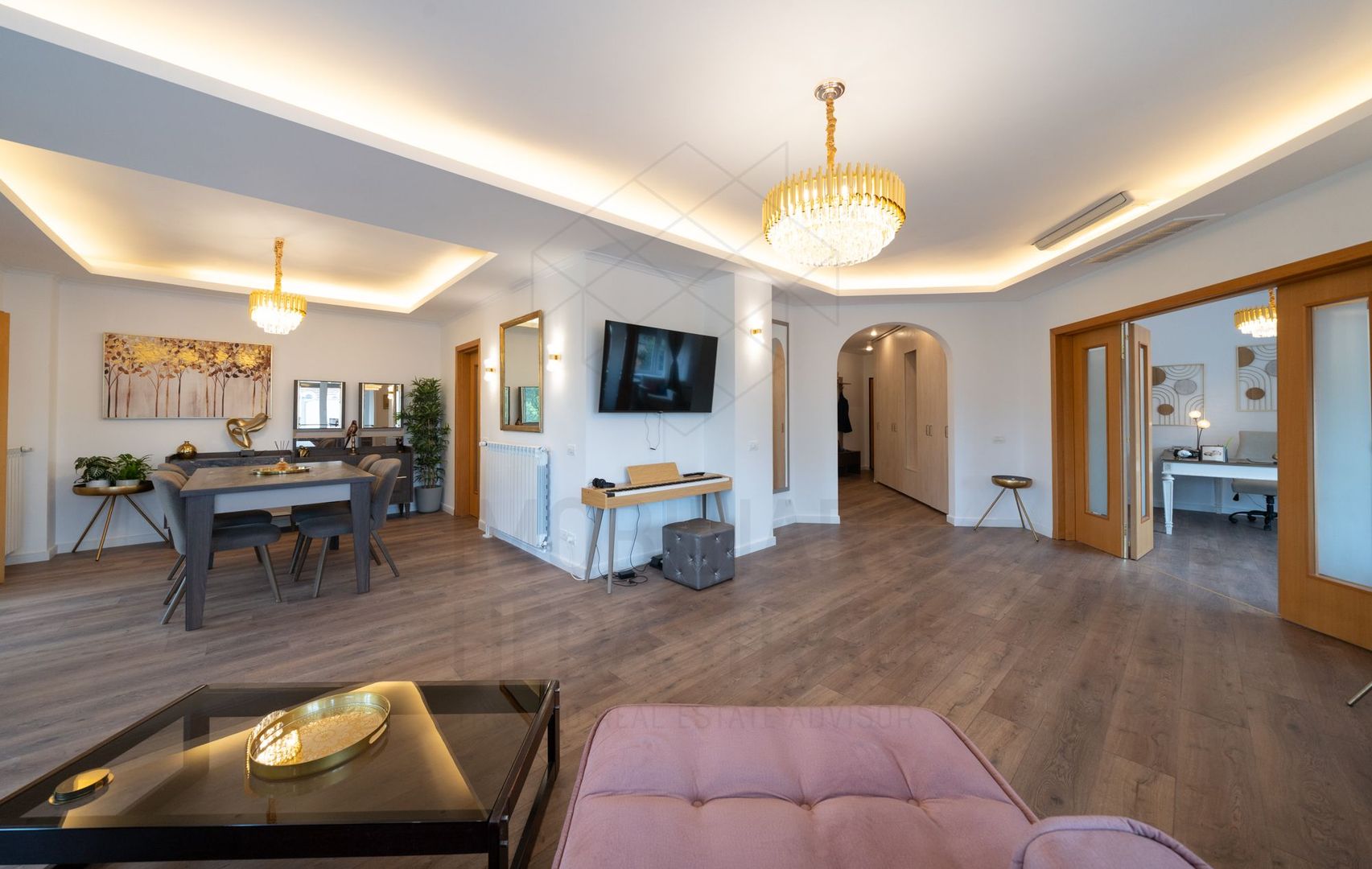 3 room Apartment for rent, Aviatorilor area