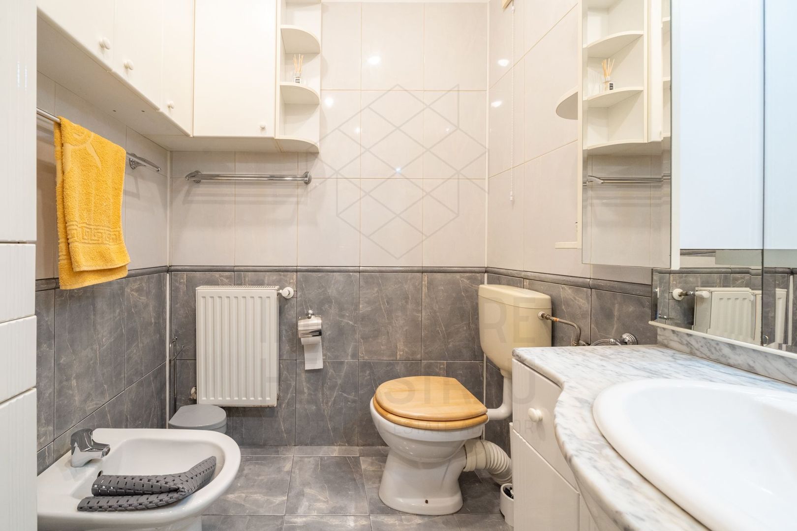 5 room Apartment for rent, Aviatorilor area