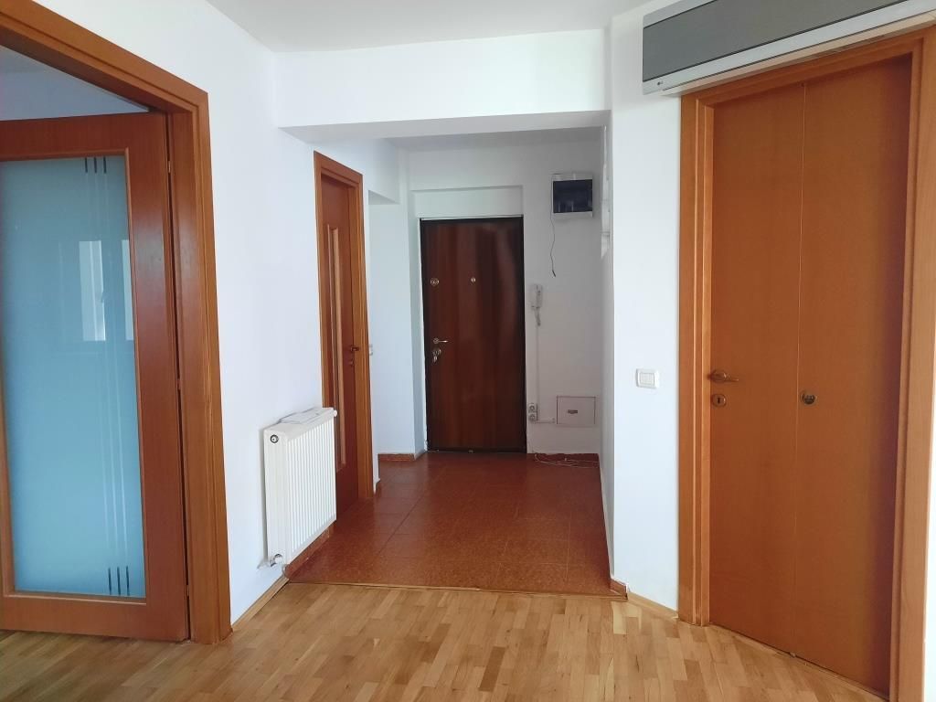 Stefan cel Mare Duplex 4 camere curte interioara Spatiu Birouri/Rezidential