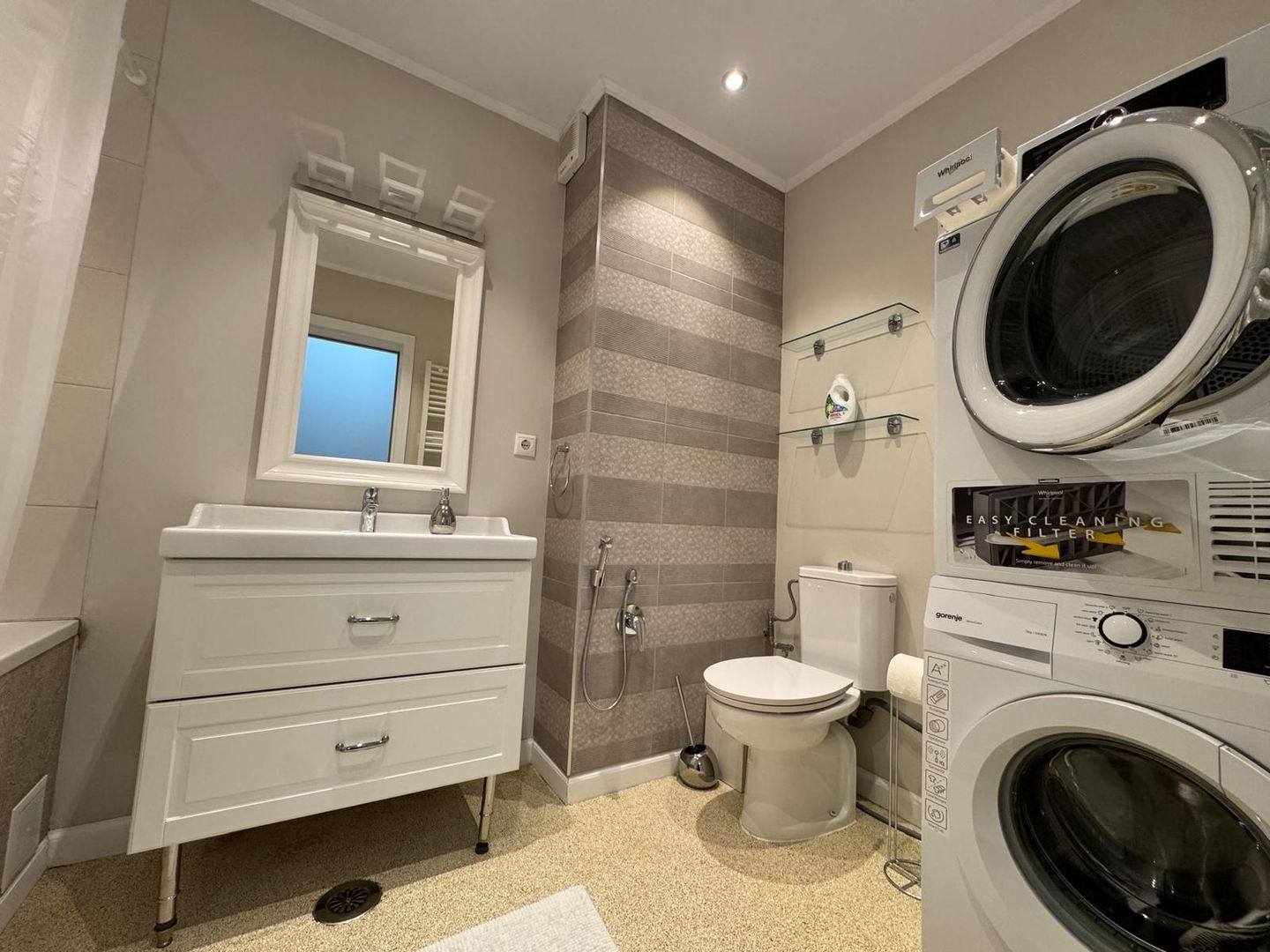 Duplex spectaculos Soseaua Nordului | Parcare si boxa