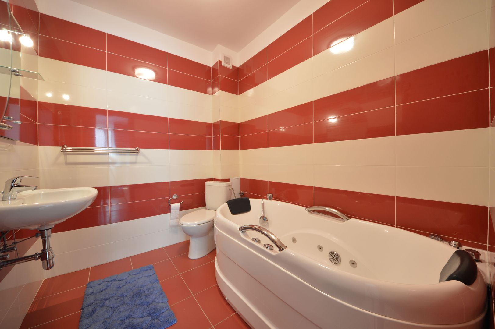Apartament insorit,Nordului, centrala proprie,parcare