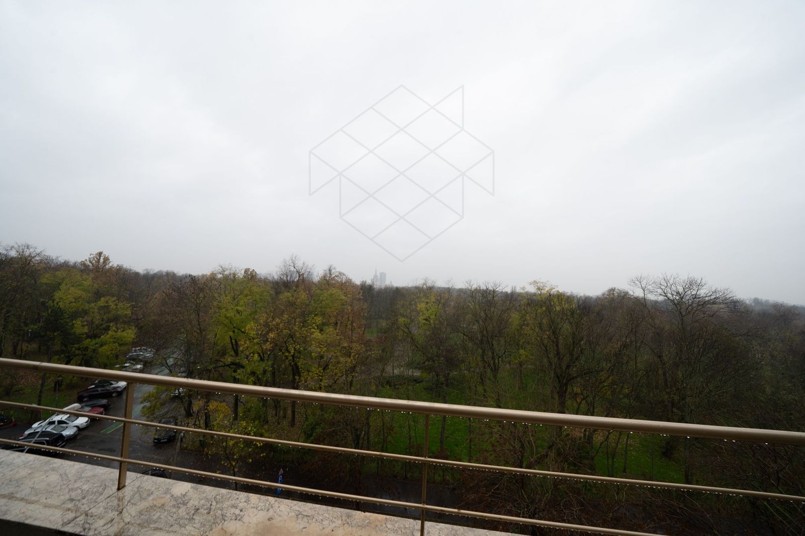 4 camere superbe in prima linie Parc Herastrau