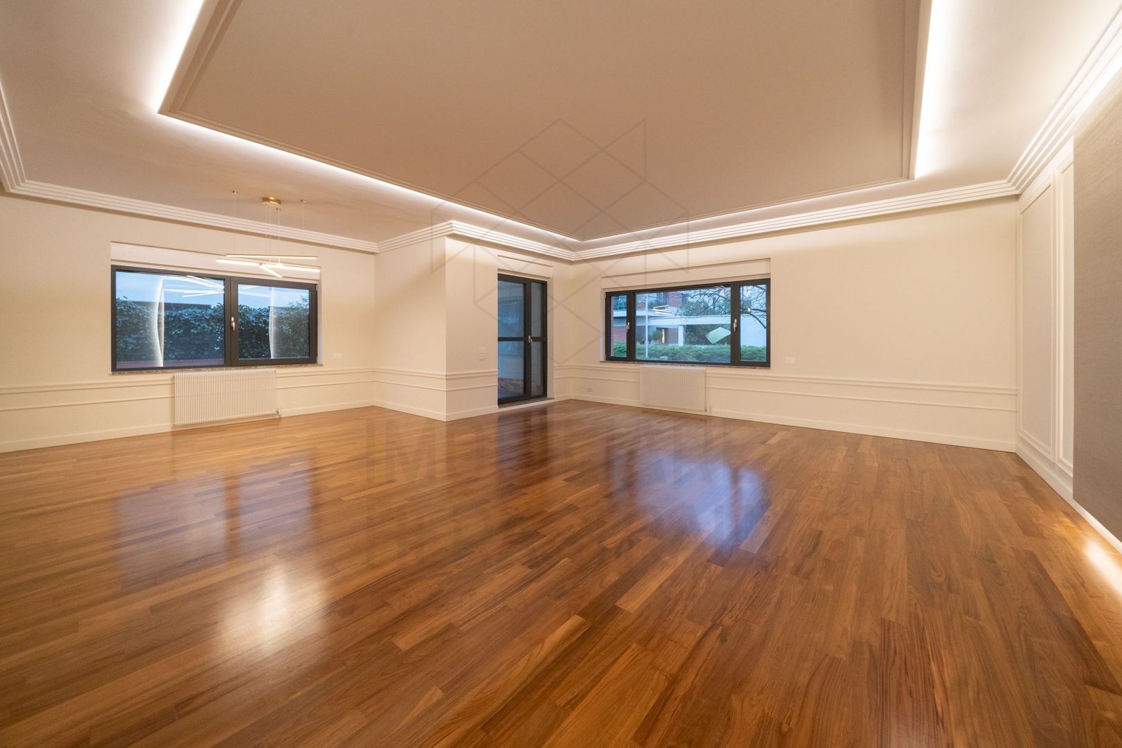 Washington Residence | Luxury 3 bedroom apartment for rent