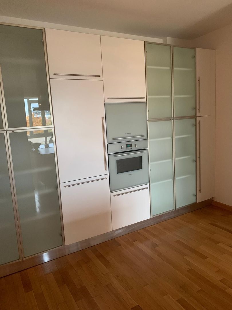 Herăstrău | Apartament spatios 4 camere | Parcare si boxa