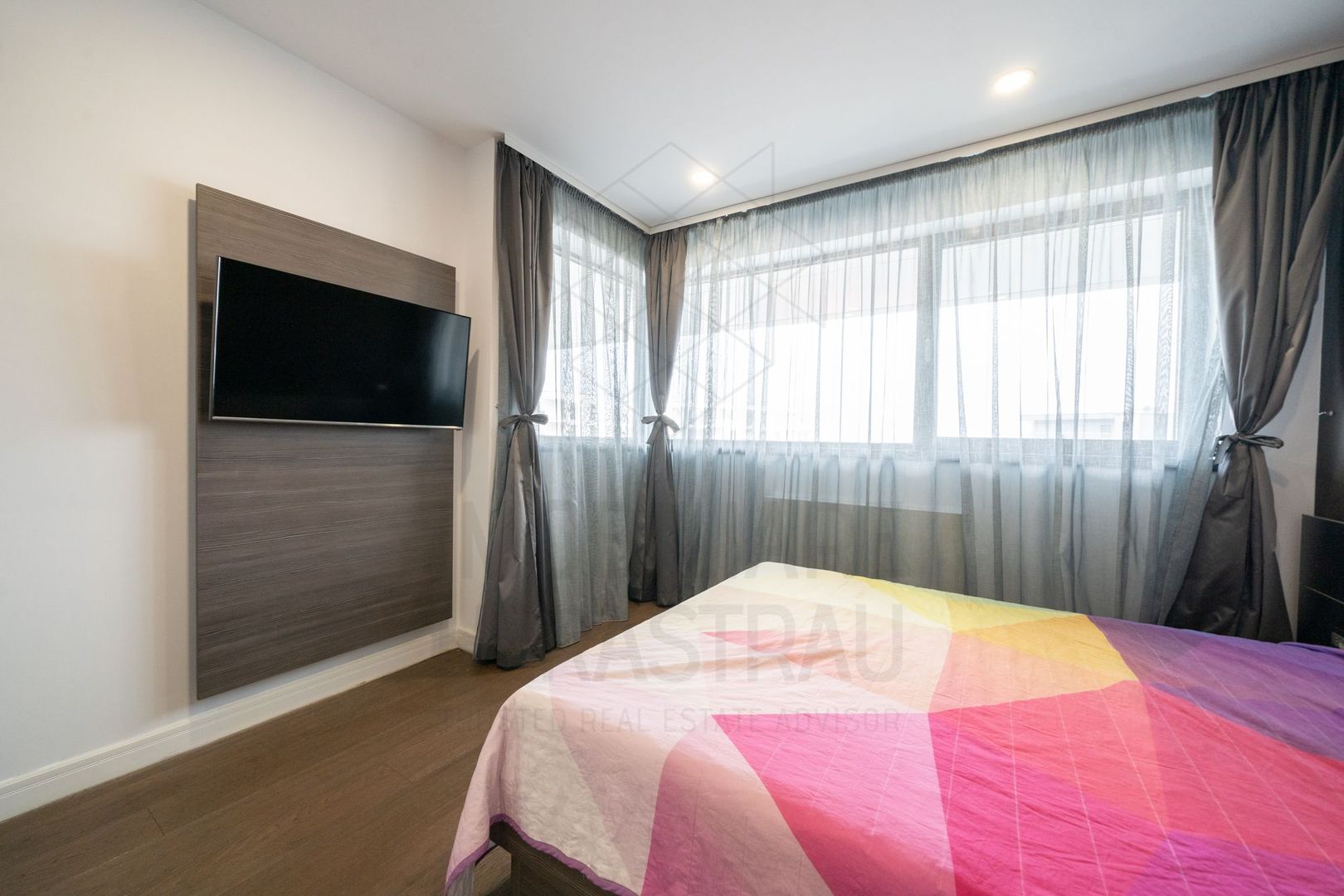 Cortina Residence | Luxury one bedroom for rent