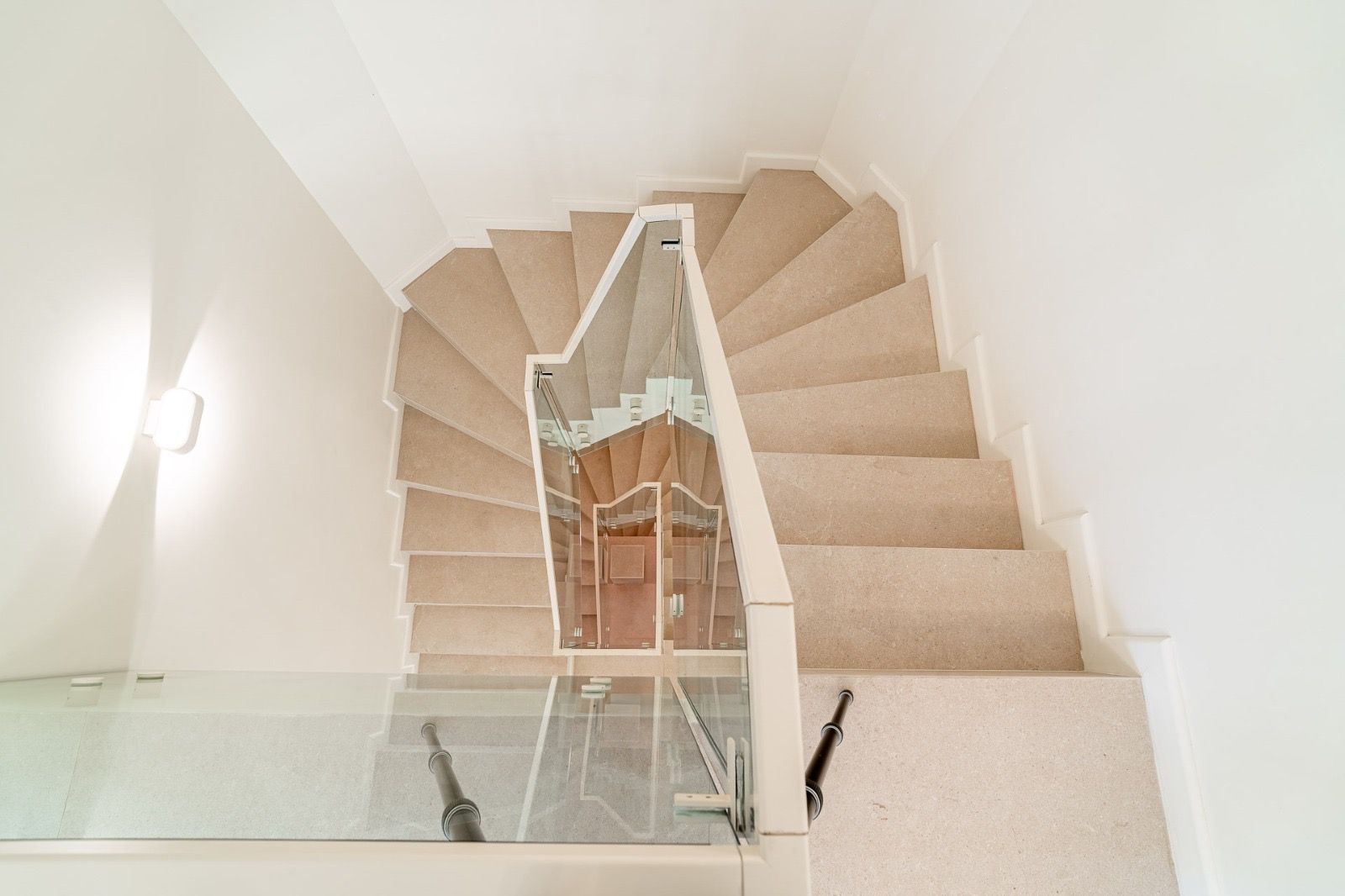 Vila de Excepție în Dorobanti | Eleganță Clasică, Design Contemporan