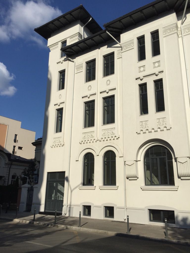 12 room House / Villa for sale, Polona area