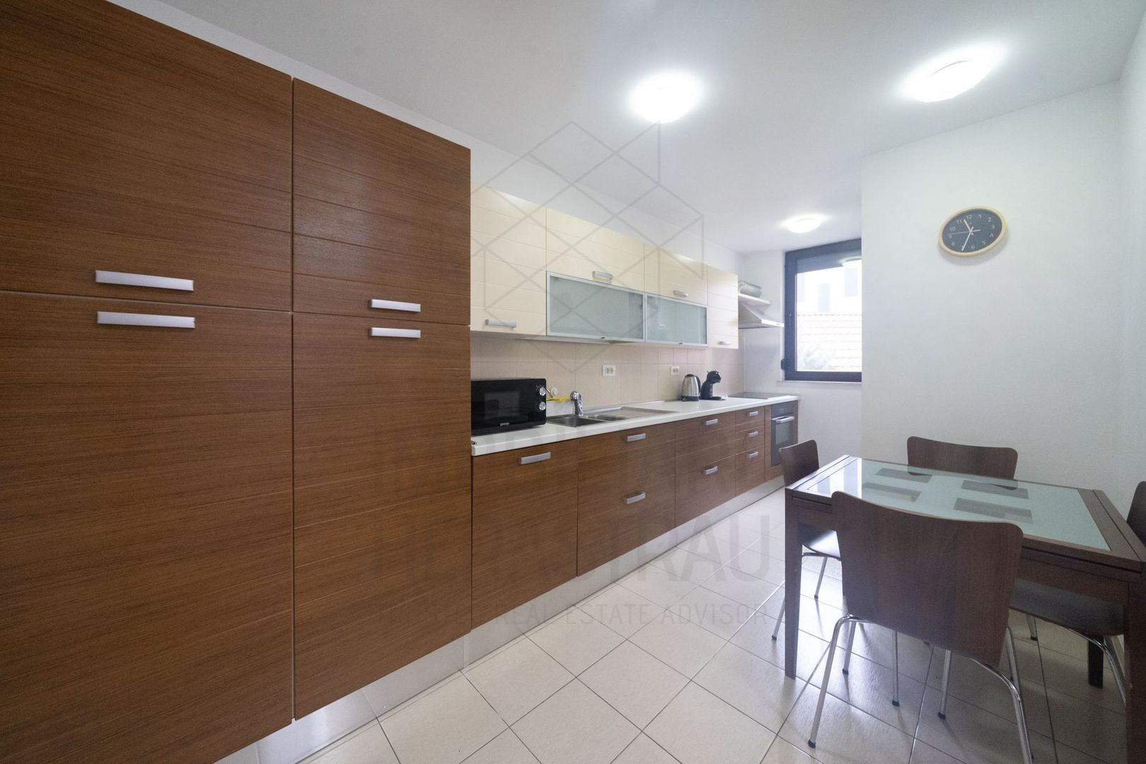Apartament 3 camere Herastrau