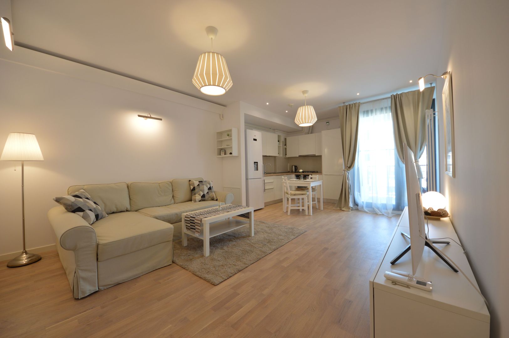 Apartament 2 camere de închiriat în zona Soseaua Nordului