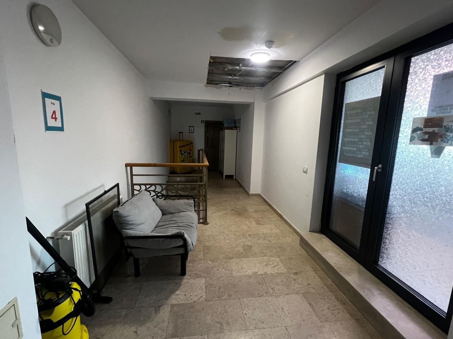 Clădire Boutique de Birouri | S+P+4E | Lift