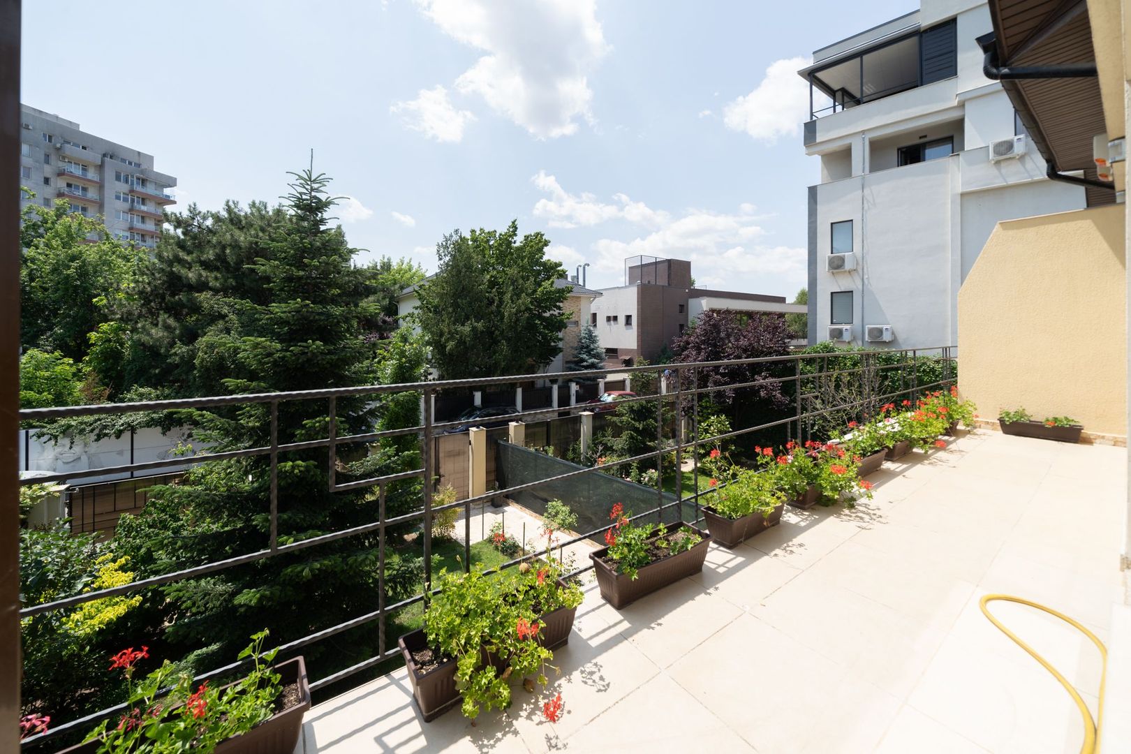 Vila Duplex Titan | Codrii Neamțului | Lângă Parc Titanel