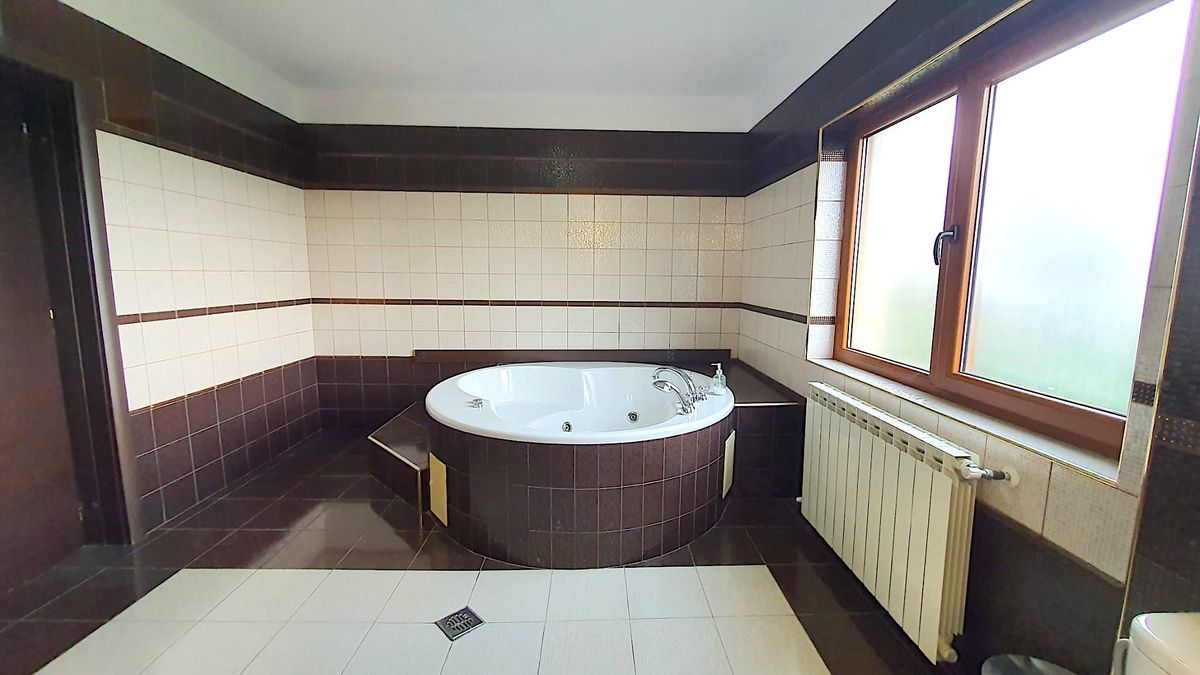 Vila de Lux cu Piscină Privată pe Iancu Nicolae | Băneasa Residential Park