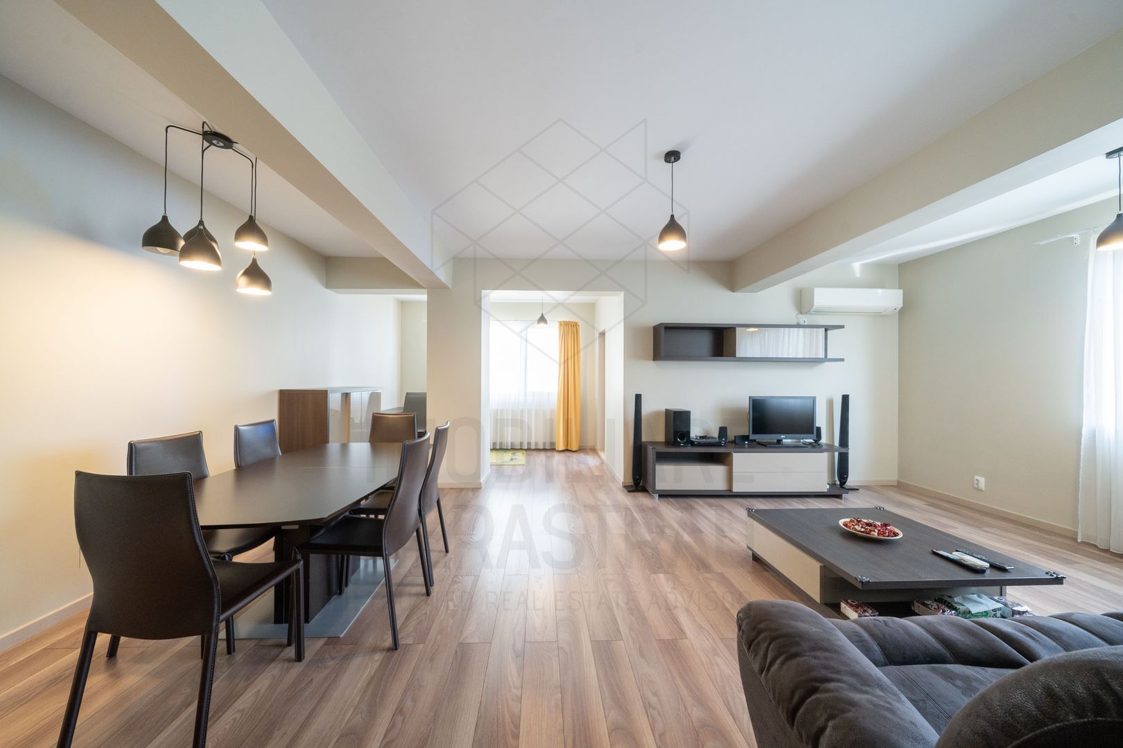 Mandala Suite | Herastrau | 4 camere, parcare si boxa | Centrala proprie