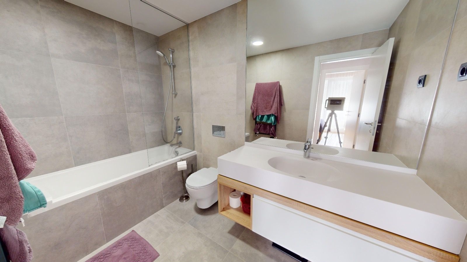 ONE Herastrau Towers | Design Apartments