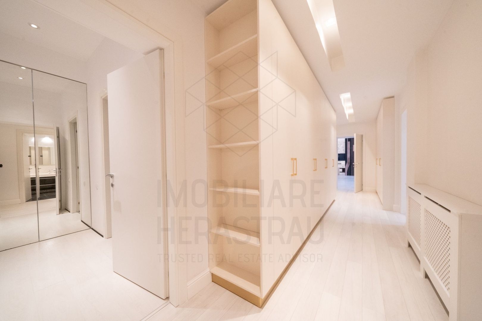 Park Residence | 5 camere | Sos Nordului | Vedere Parc
