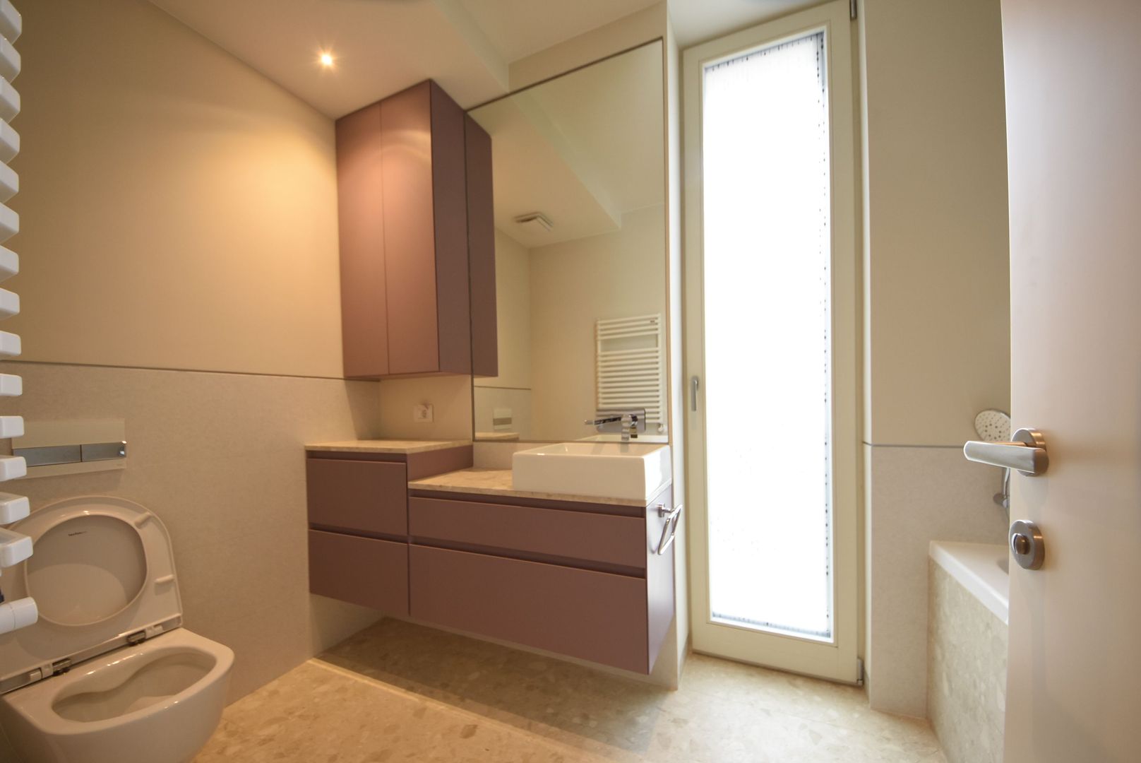 5 camere de inchiriat | BLOC NOU | ZONA DOROBANTI