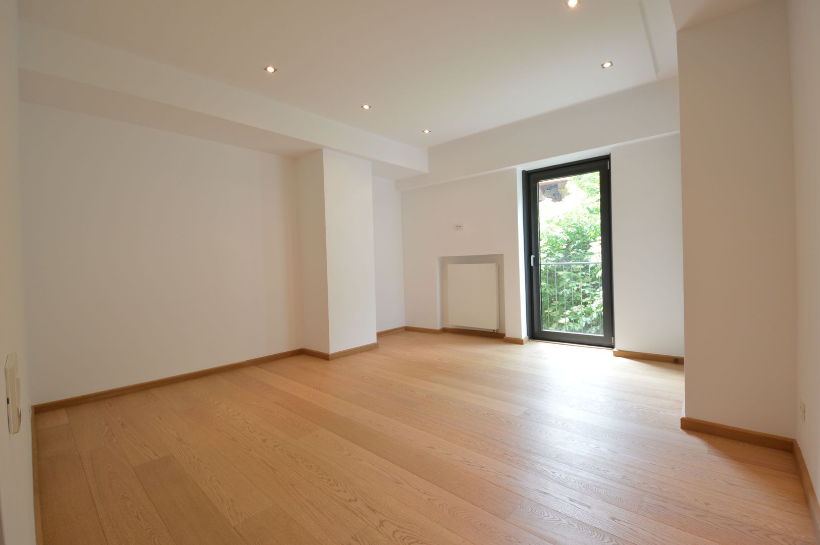 4 room Apartment for rent, Kiseleff area