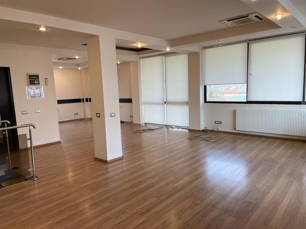 Piata Victoriei | Cladire de Birouri de vanzare