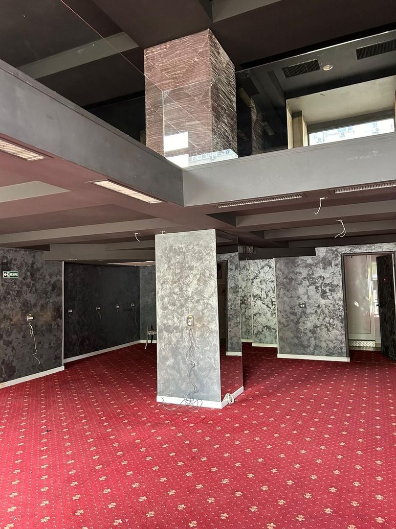 Decebal | Spațiu versatil | Vad pietonal intens