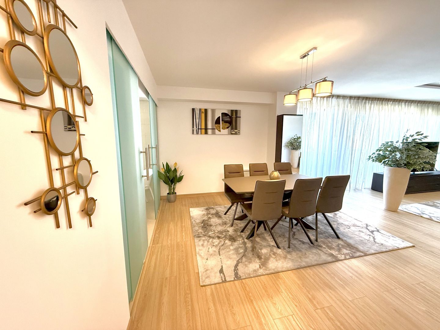 Apartament 3 Camere de inchiriat | Pipera | 2 locuri de parcare