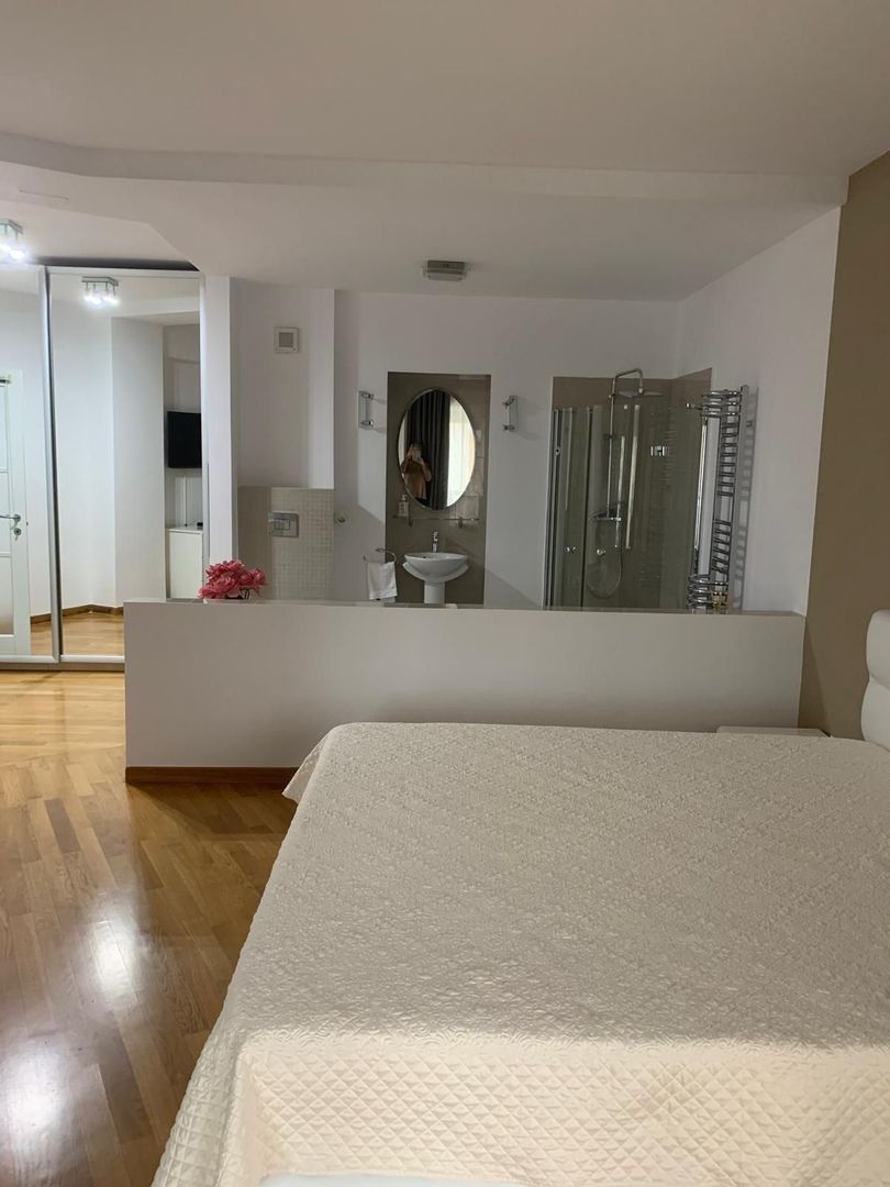 Herăstrău | Apartament spatios 4 camere | Parcare si boxa