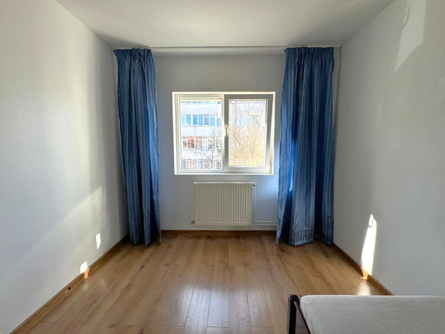 Apartament 3 Camere Băneasa | Renovat Complet | Etaj Intermediar | Vedere Sud