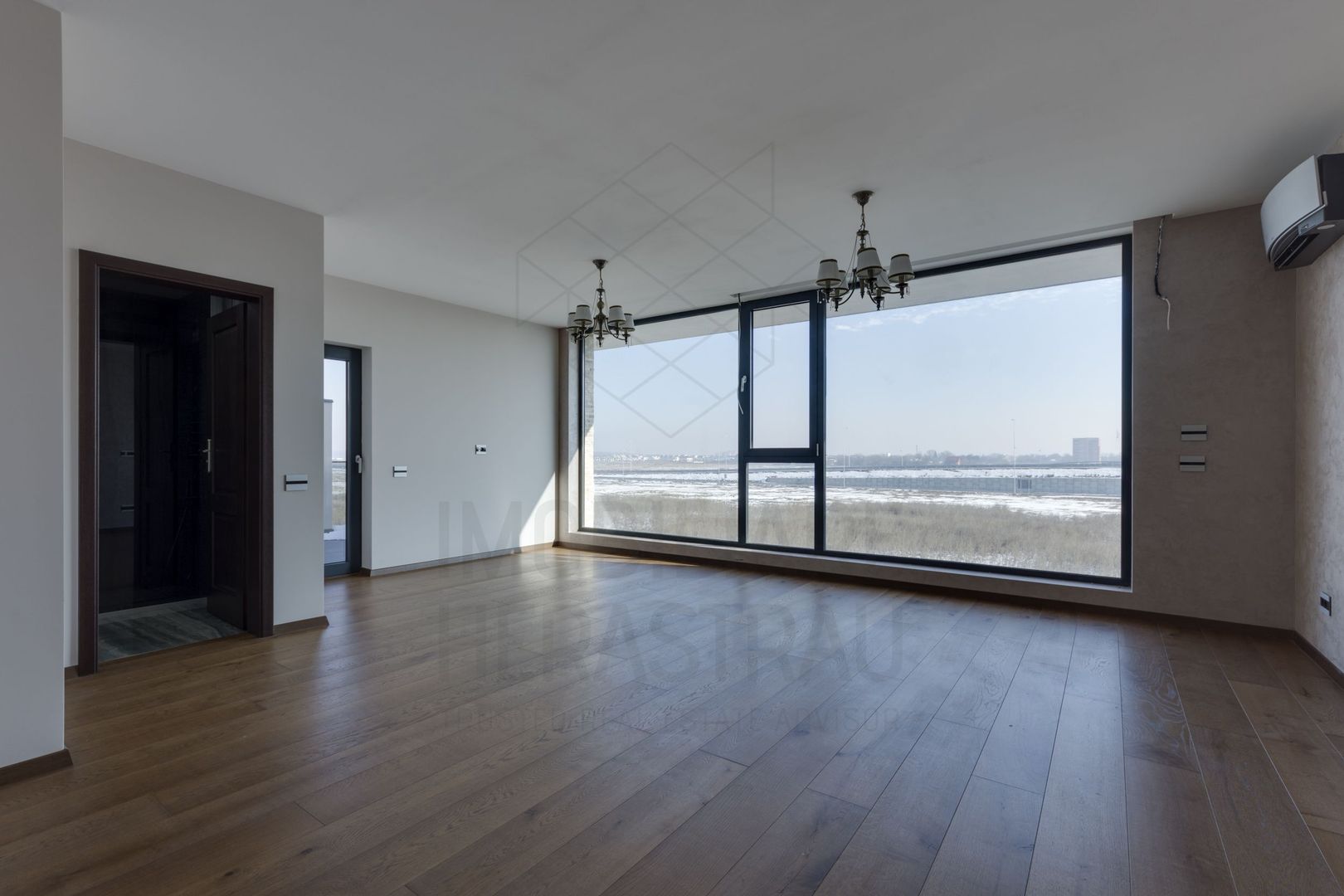 Casa Duplex | Voluntari