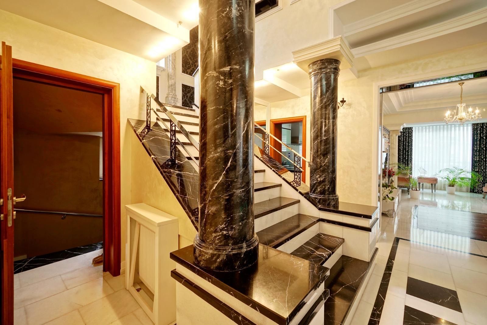 Exquisite Villa | For Rent