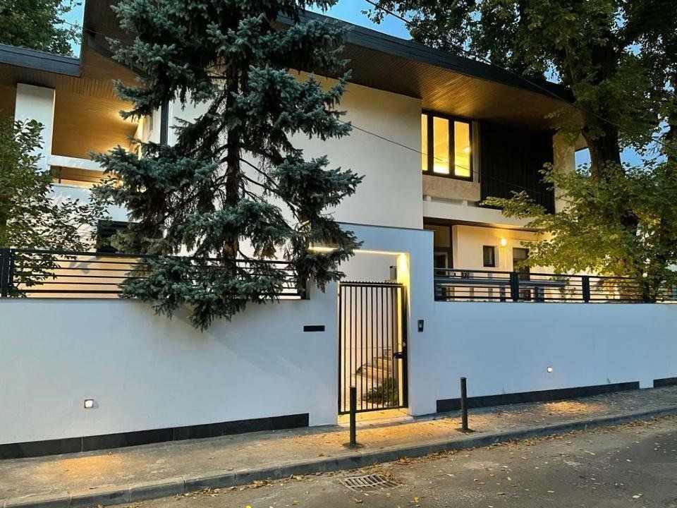 Primaverii | Vila exclusivistă pretabilă Ambasada sau reşedinta