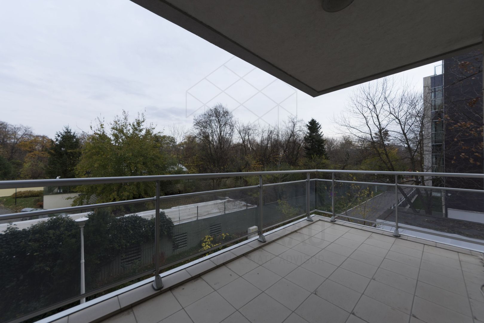 4 room Apartment for rent, Primaverii area