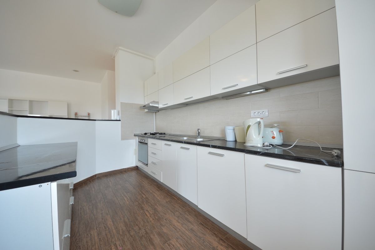 Aron Cotrus | Satul Francez | 4 camere | Vedere Parc Herastrau