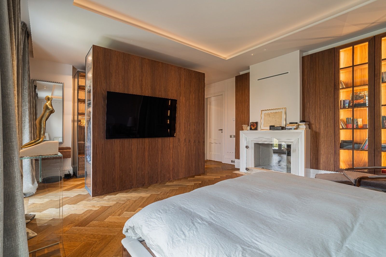 Exceptional Villa in Pipera | Classic Elegance, Contemporary design