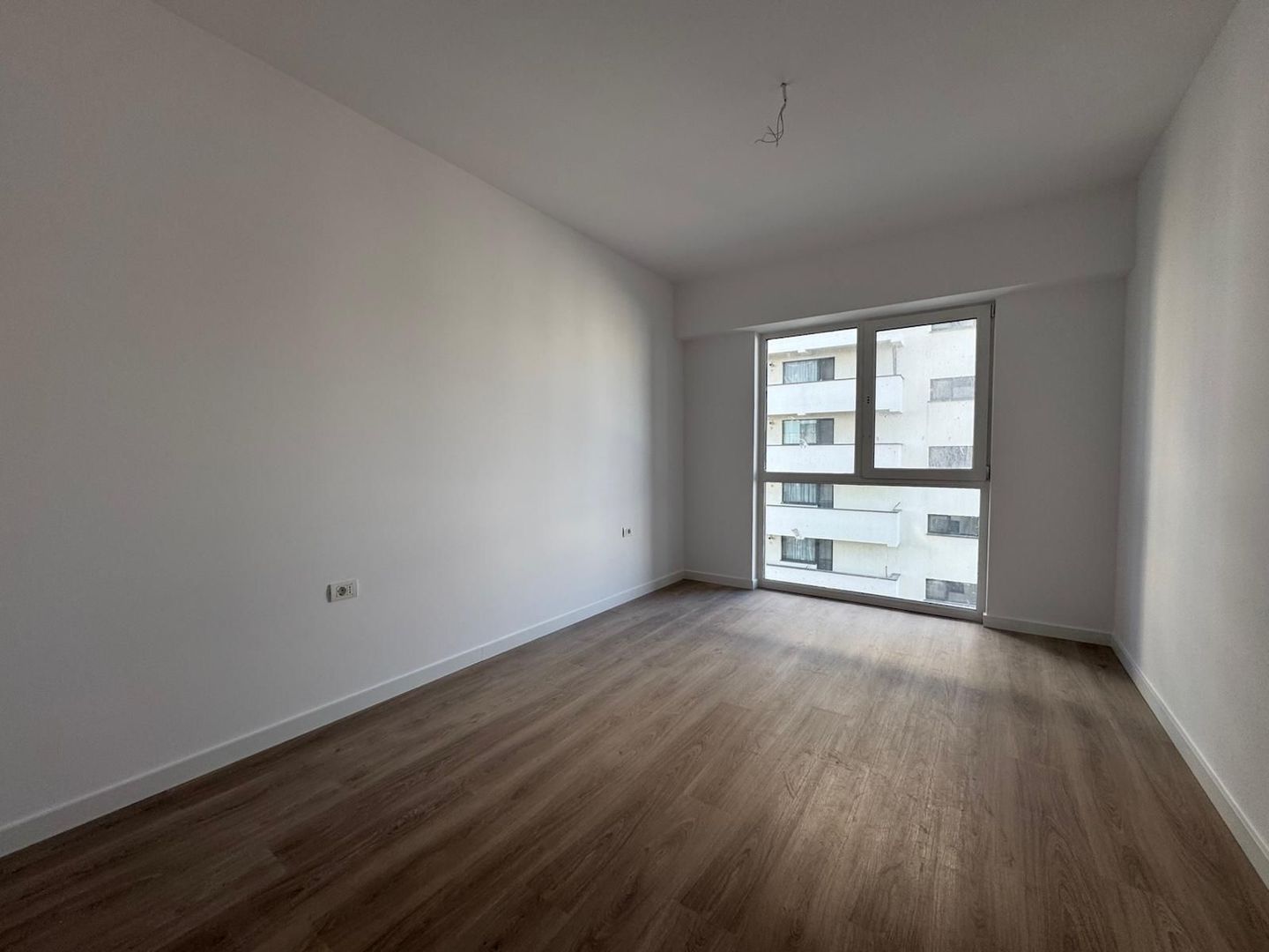 Studio dublu 57 mp zona Virtutii – Metrou Petrache Poenaru