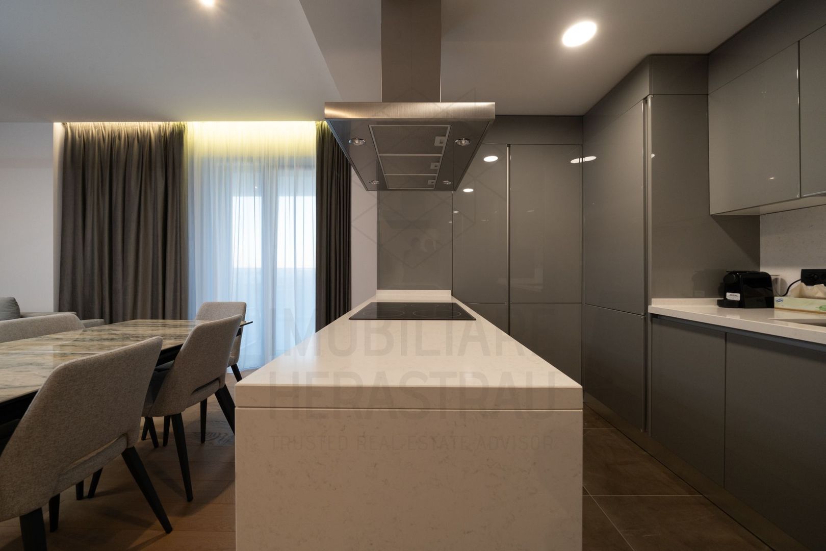 ONE Herastrau Towers | Luxury Homes | 3 locuri de parcare