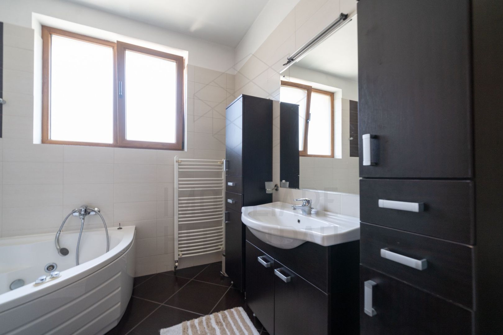 4 room Apartment for rent, Herastrau area