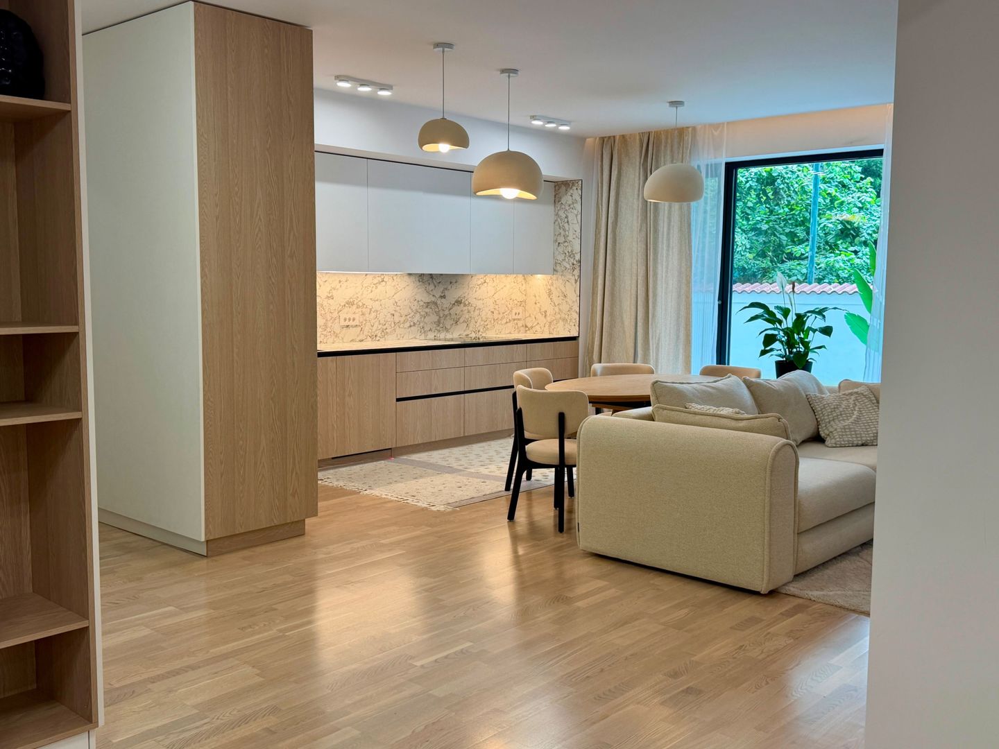 Apartament superb cu 4 camere si gradina privata – parter | 2 locuri de parcare