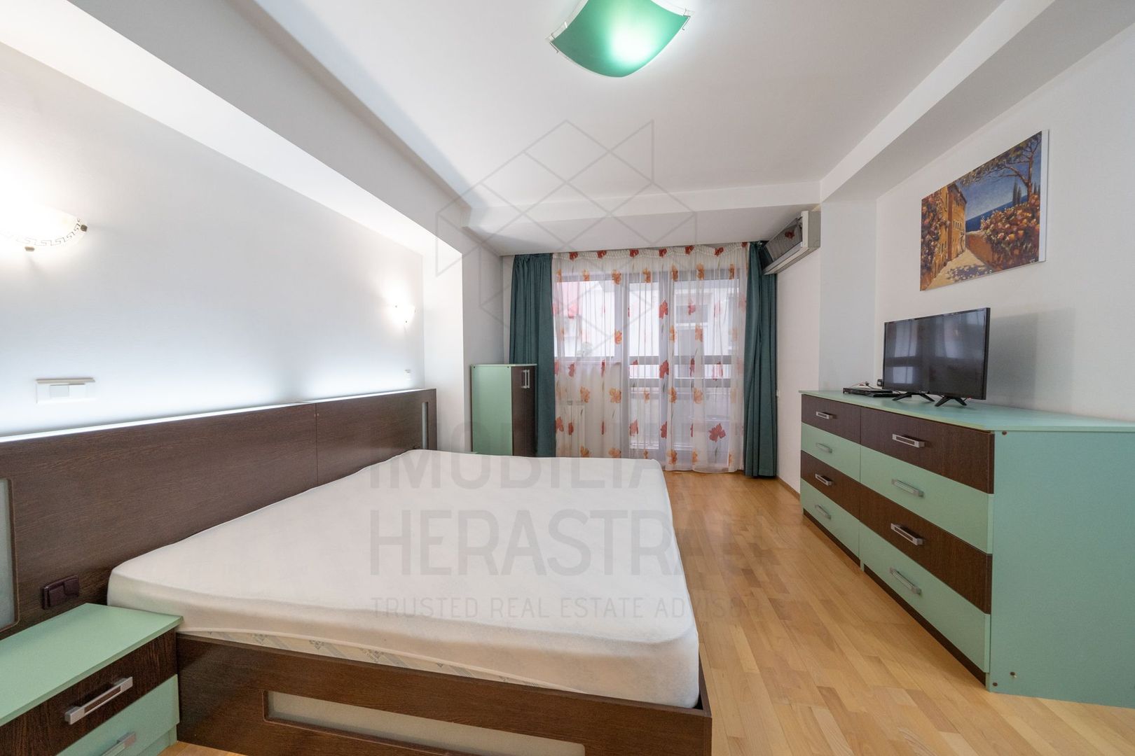 4 room Apartment for sale, Herastrau area