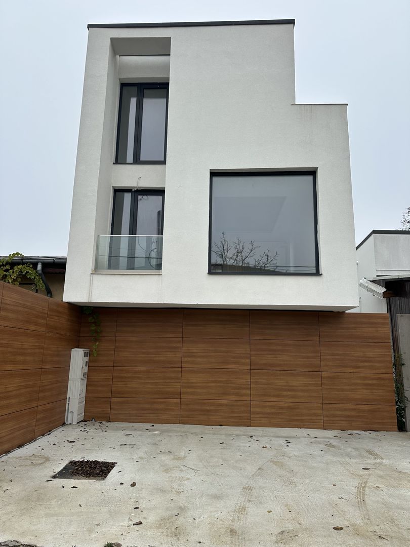 Apartament duplex , parcare .