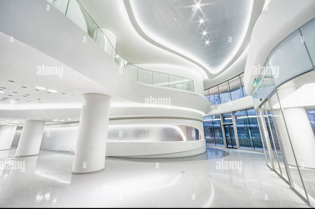 Simfonie de sticlă și lumină pe malul Lacului Floreasca