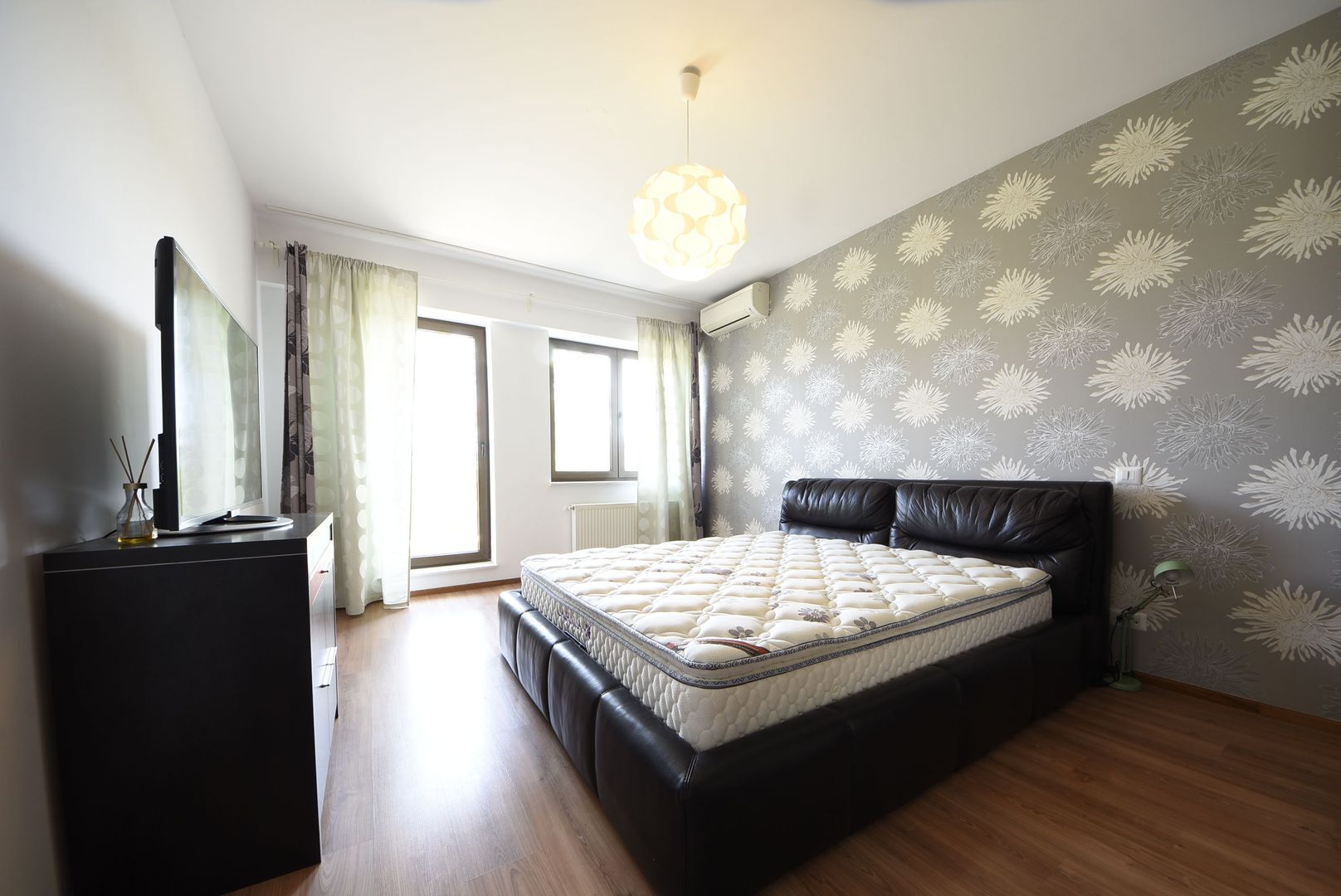 Apartament generos 3 camere , 2 locuri de parcare, Pet friendly | Iancu Nicolae