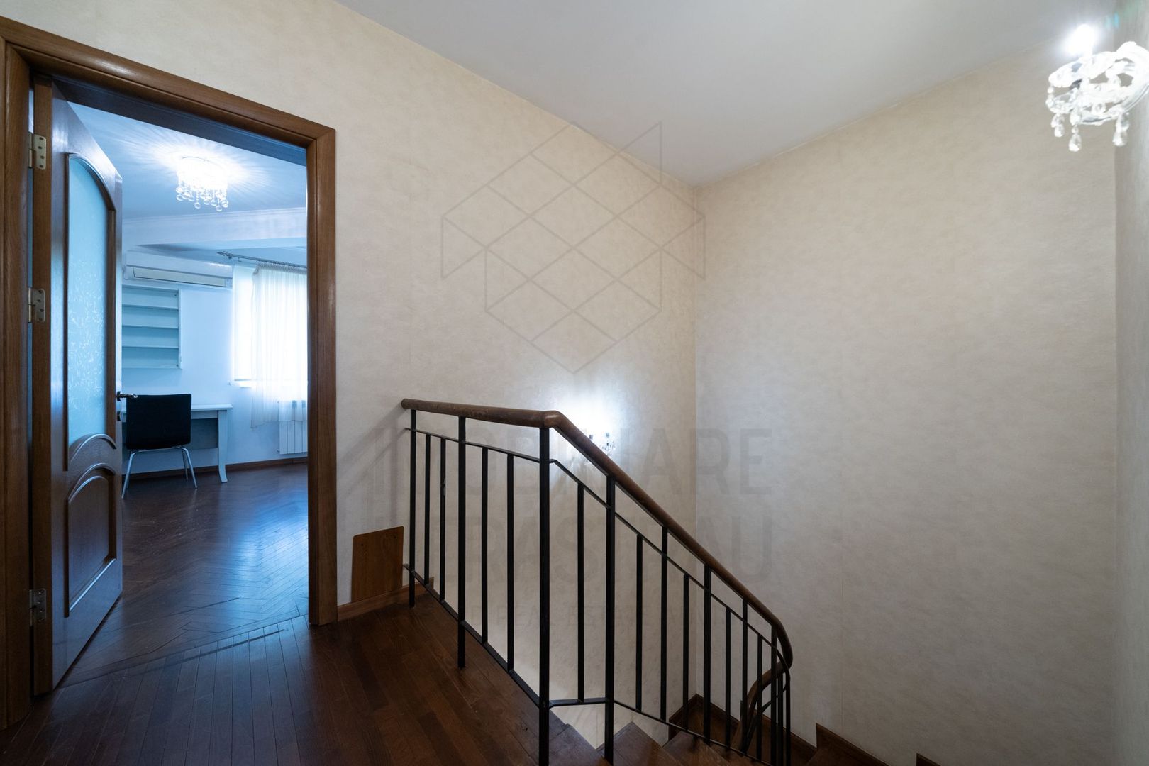 5 room House / Villa for sale, Herastrau area