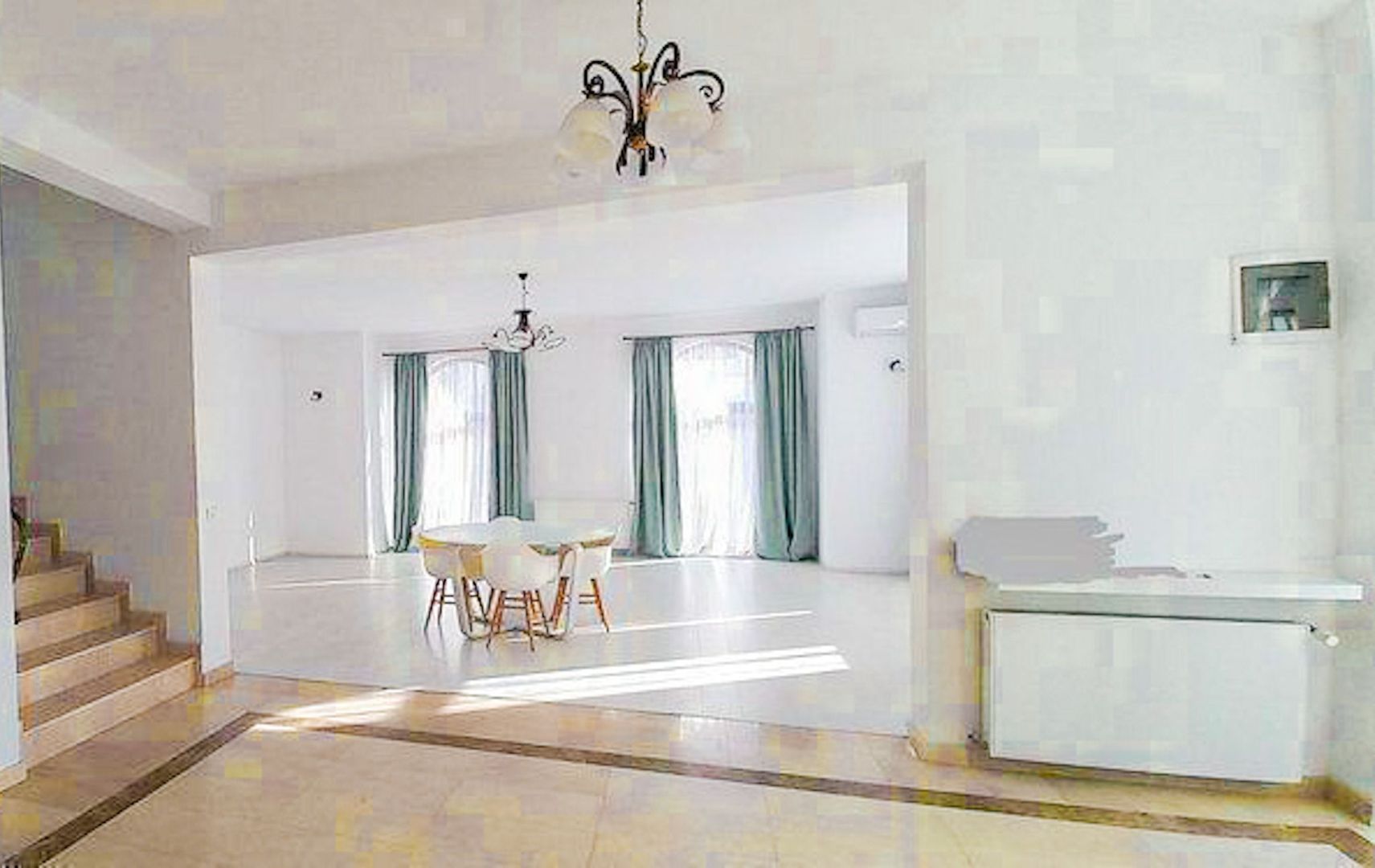 Special villa on Iancu Nicolae I Garage 2 cars and yard 500 sqm