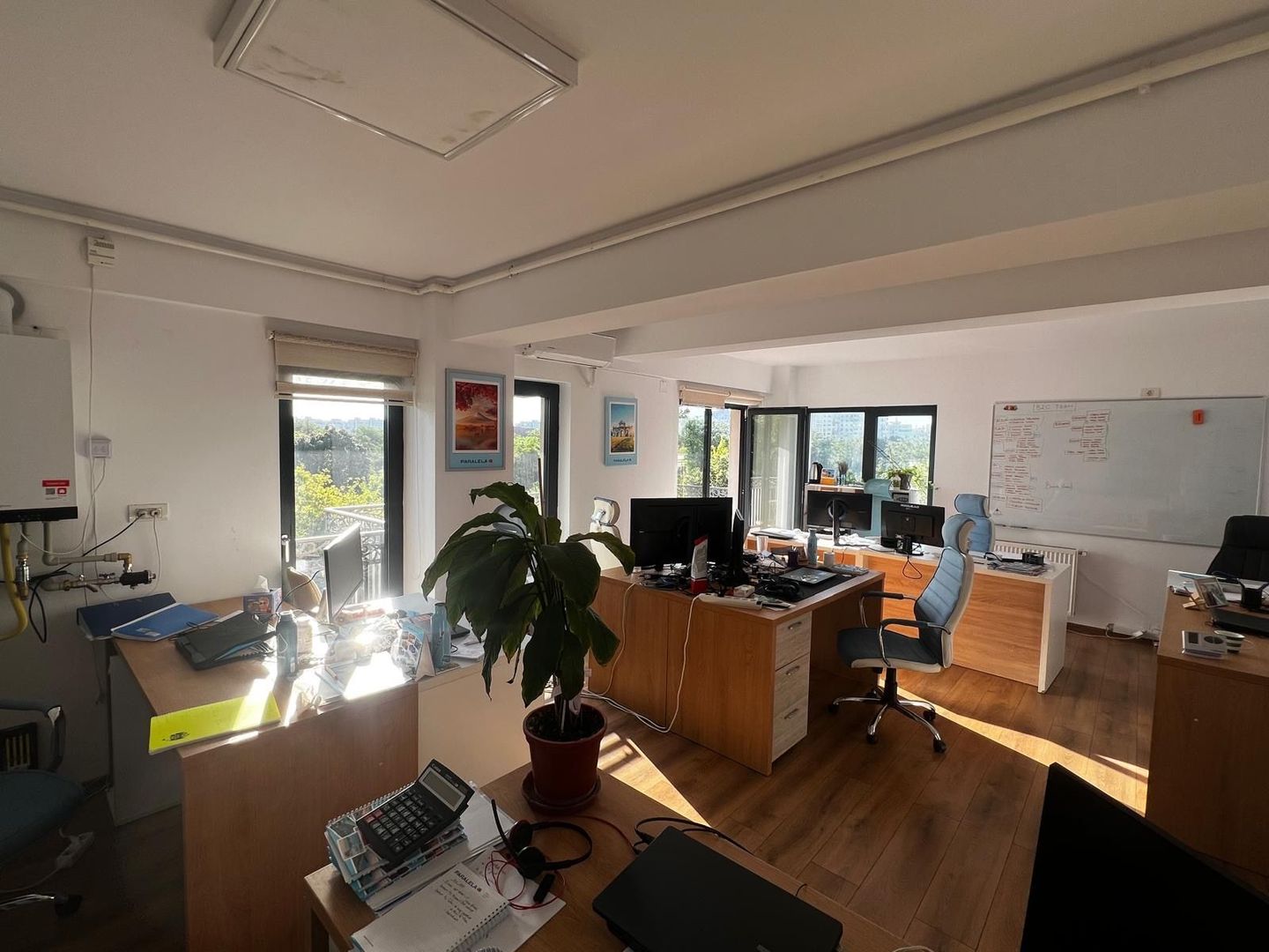 Clădire Boutique de Birouri | S+P+4E | Lift