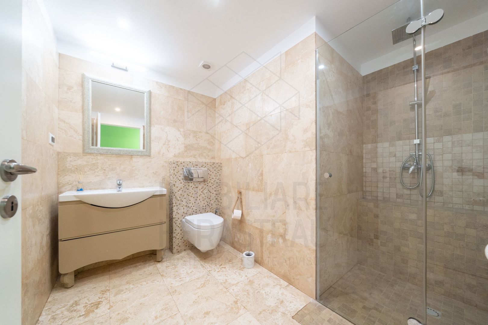 5 room Apartment, Herastrau area