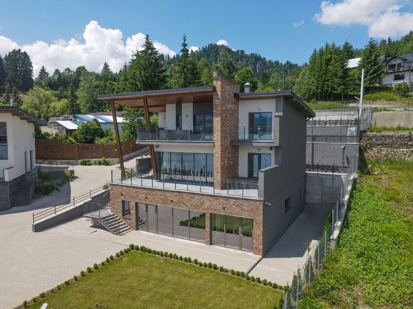 Lake View Resort | Refugiul de Lux de pe Marea de la munte