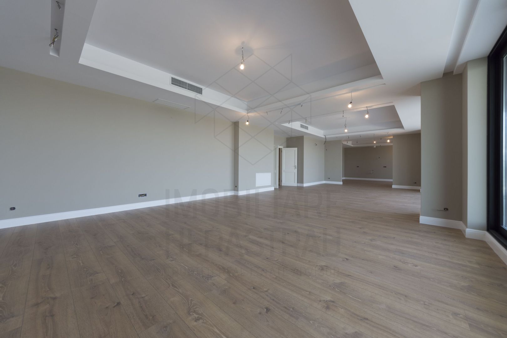 Luxury apartment | Penthouse Park View | 401 sm, terrace 70 sm