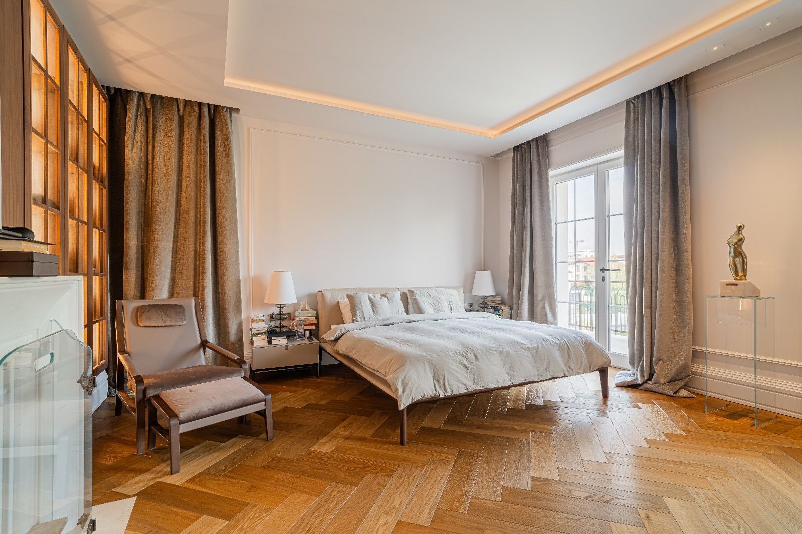 Exceptional Villa in Pipera | Classic Elegance, Contemporary design