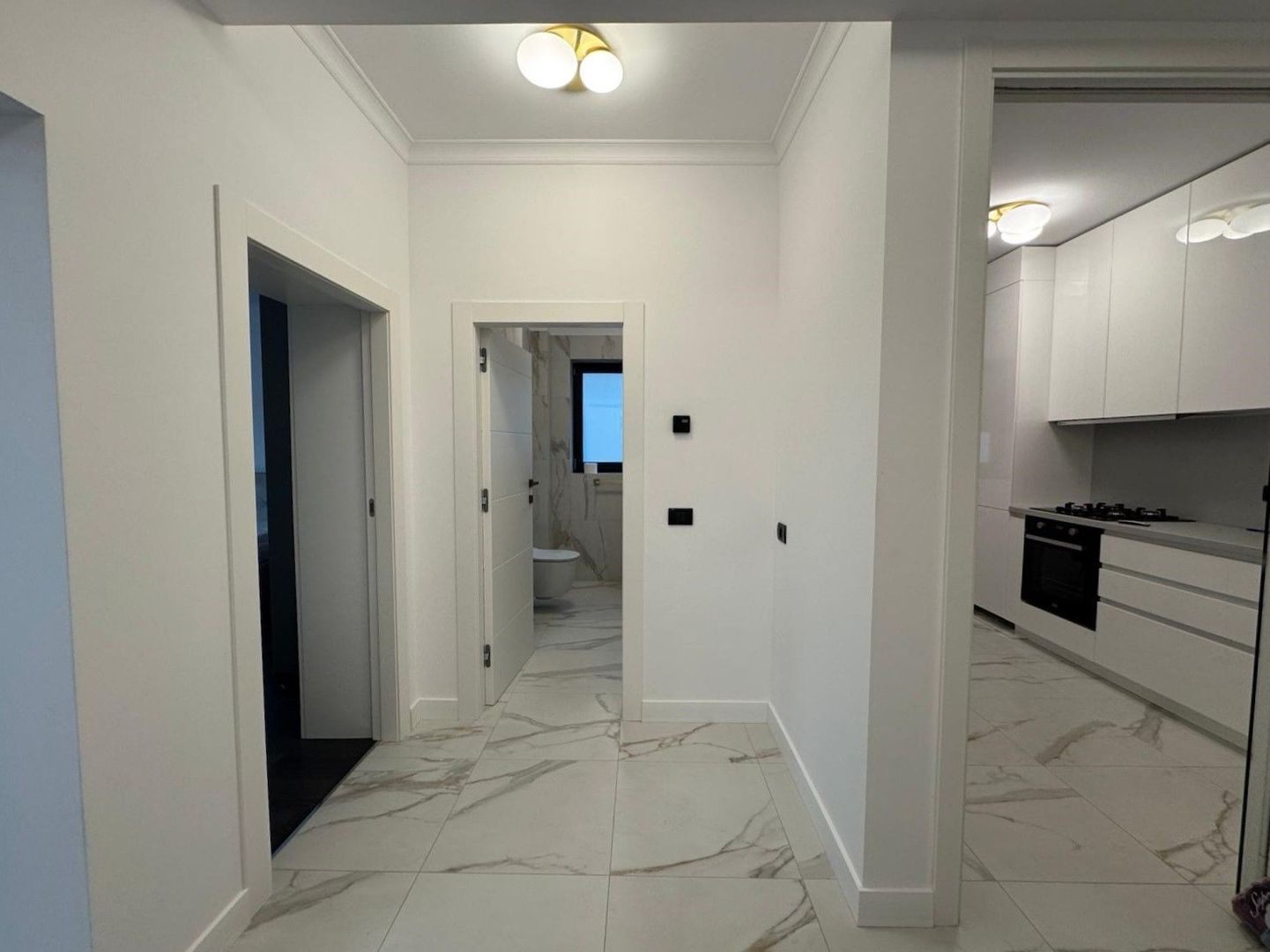 Apartament 3 Camere Radu Beller – Vedere spre parc