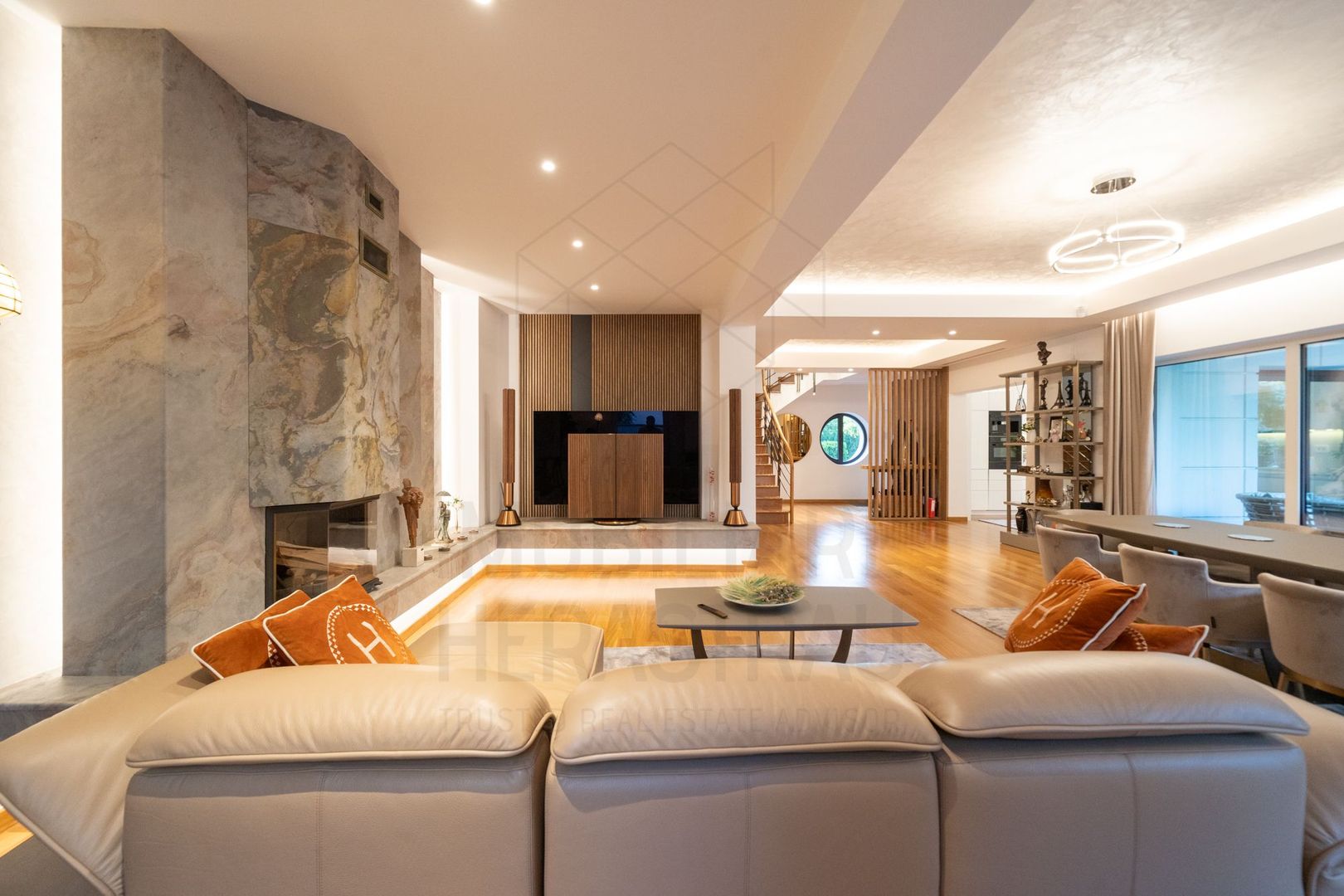 Villa for sale | Dorobanti | Charles de Gaulle Plaza