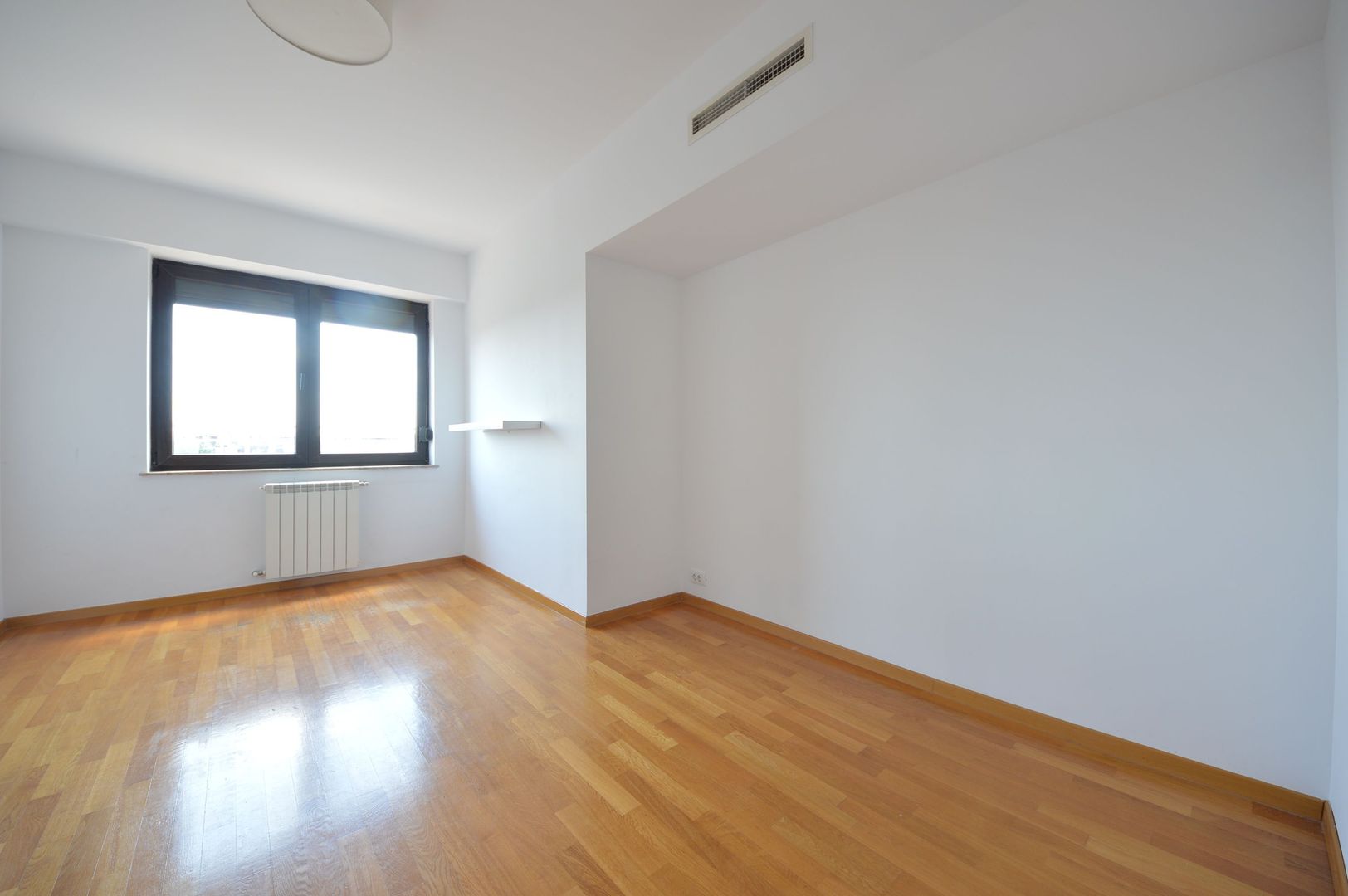 5 room Apartment, Herastrau area